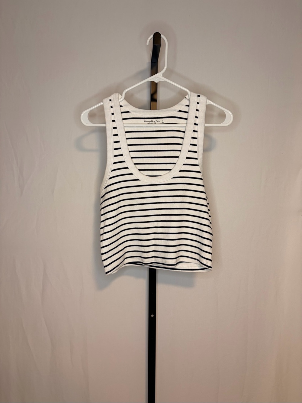 Abercrombie & Fitch White Black Striped Ribbed Crop Tank Top